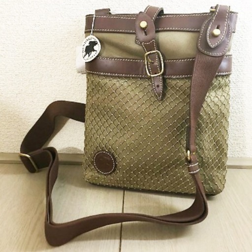 ハンティングワールド バッグ　値下げ！