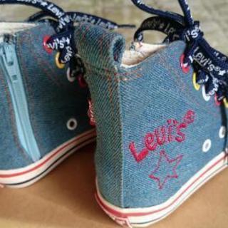 【新品未使用】リーバイス ハイカットスニーカーの画像