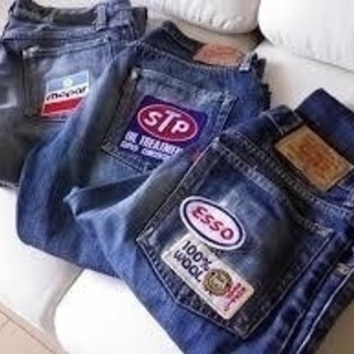 ジーンズ👖にワッペンを縫い付けて下さい！