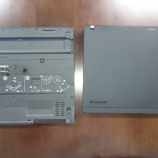 Thinkpad X200 ウルトラベース付きの画像