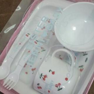 新品‼SISTER JENNI BABY　食器セット‼の画像