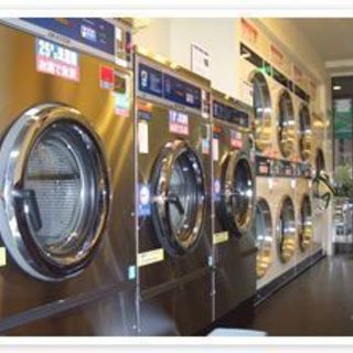 【コインランドリースタッフ募集！】１日1時間マンマチャオ初台店での清掃･集金スタッフ募集の画像