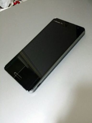 ドコモ スマートフォン  LG   L-04E   格安で