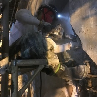 はつり工、解体工、鳶工の画像
