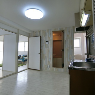 シングルマザー優遇します。リノベ済。キッチン新品、トイレウォシュレット新品。松山市久万ノ台 初期費用を抑えて敷金・礼金ゼロ、2DK 賃料3.5万円 近くにスーパーあり - 松山市