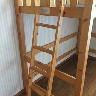ほとんど使っていないロフトベッドの画像
