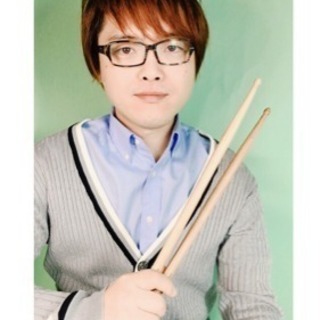 現役プロが教える格安ドラムレッスン！