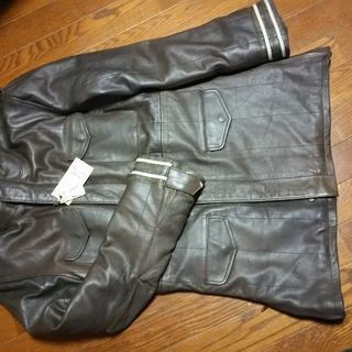 レザージャケットの画像