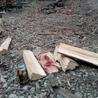 広葉樹ケヤキの薪！約1年5ヶ月以上乾燥。含水率19%前後。0.1...