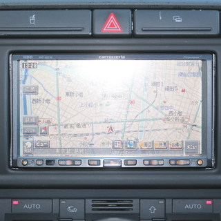 アウディ A４アバント ２．０SE　 HDDナビ地デジTV レザ- HID ETCの画像