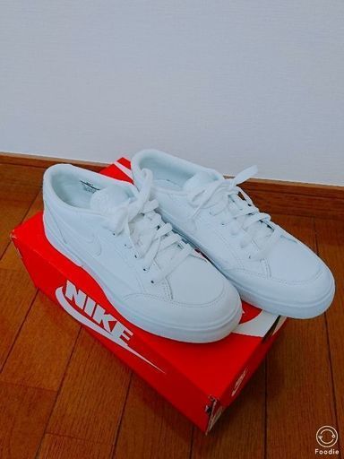 NIKE、レディース23.5cm 美品、箱付き