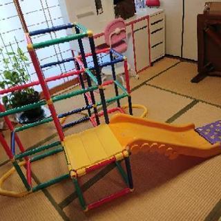 室内 ジャングルジム＆滑り台の画像