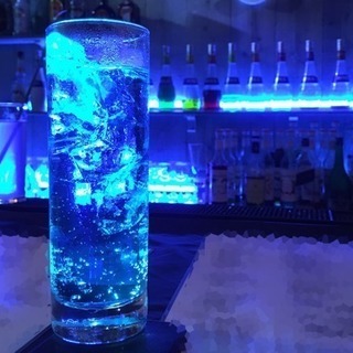Barで20代飲み語りしましょ🎶🤗