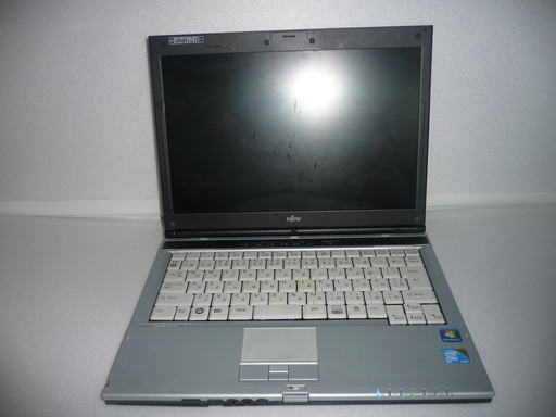値下げ！【ノートパソコン Office付】富士通 FMV LIFEBOOK FMV-S8390