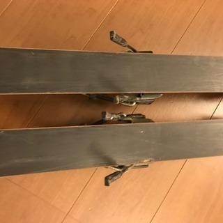 ROSSIGNOLロシニョールスキー板RNXとビンディングのセットの画像