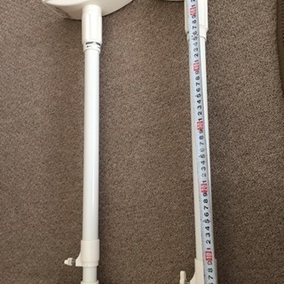 地震対策用 突っ張り棒の画像