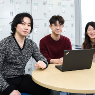年収300～350万円★正社員★Webコンテンツ企画担当スタッフ大募集