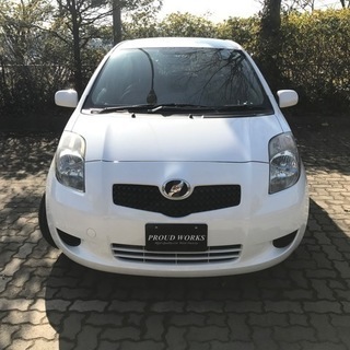 低走行で禁煙美車！ヴィッツ！！タイヤ新品１７インチ！！の画像