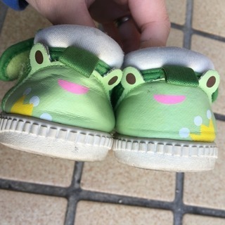 かえるのサンダル 13cm