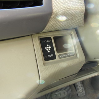 ☆自社分割でもｏｋ☆日産ﾏｰﾁ　ﾌﾟﾗｽﾞﾏｸﾗｽﾀｰ空気清浄機付き！　の画像