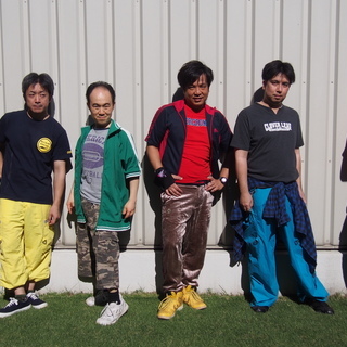 35歳以上の男性の皆さん、一緒にダンスしましょう！