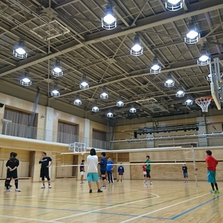 川崎市の男女混合バレーボールチーム「はねつき俱楽部」です！
