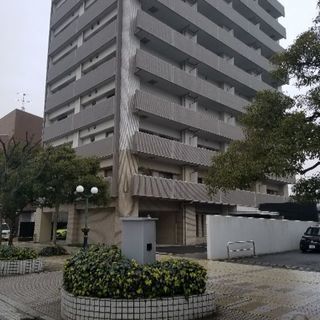 宇部市ANAホテル横、一等地。築7年３LDKマンションこの場所の...