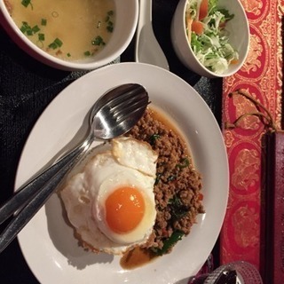 エスニック！食べ歩き - 友達