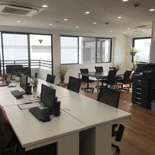月収400.000円☆☆　防水施工作業員募集です！！の画像