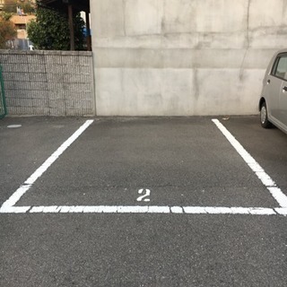 月極駐車場🚙（仲介手数料0円・区役所 郵便局近く・賃料18,000円！）☎︎090-1710-7659 − 大阪府