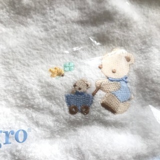 値下げ！新品未使用！ファミリア familia スタイの画像