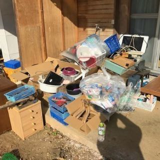 遺品整理、生前整理、不要品回収、ゴミ屋敷、地域最安値挑戦中❗️お...