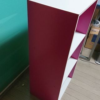 ドン・キホーテ 可愛いよ♪ ツートーン 2トーン カラーボックス 収納 42×29×88センチ 女のコ 割と重厚 しっかり おしゃれ お洒落 インテリア 洋間 フローリングの画像