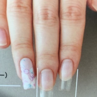 ジェルネイル検定 上級のお手伝いをお願いします！