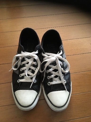adidasスニーカー  26センチ 黒