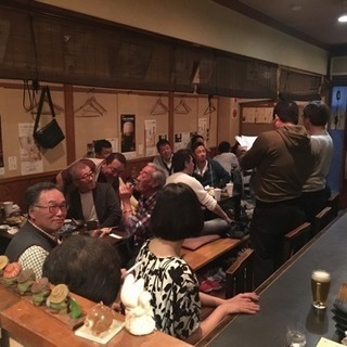 ホールスタッフ数名募集の画像