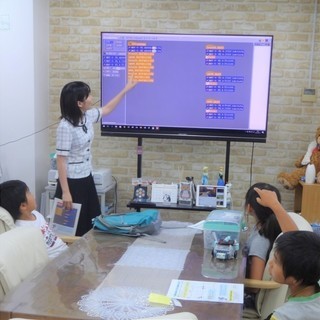 【低学年・高学年OK】小学生からのロボットプログラミング教室　パソコンスクールSmileの画像