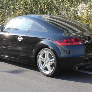 TT クーペ 2.0 TFSI 赤革 HDDナビTV バックカメラ ロ-ダウンの画像