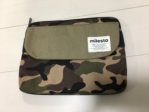 milesto FLOPPY iPadケース 新品同様