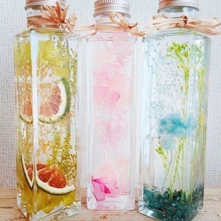 カフェでハーバリウムのワークショップ🎵の画像