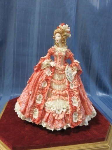 簡単にヨーロッパ陶器の人形(レースドール)、花、動物制作 (グレイシー