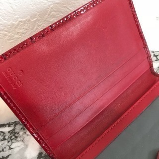 GUCCIエナメルパスケースの画像