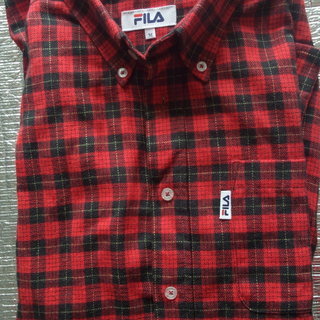 FILA チェック　レッド　長袖Mサイズ　アクリル50%+ 綿50%