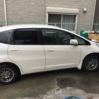 部品取り　ホンダ　フィット　事故車　現状　Ｈ２０　　エアーバックＯＫ　ＧＥ６ 7万キロの画像