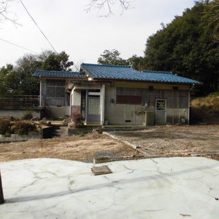 宇部市東岐波土地440坪　和洋建物付‼駐車場10台OK　総額120万円‼ - 不動産売買（マンション/一戸建て）