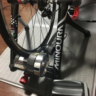 ミノウラ 固定式ローラー台 LR760 ミノウラ LR760 固定式ローラー台 負荷調整ダイヤル付き 【送料