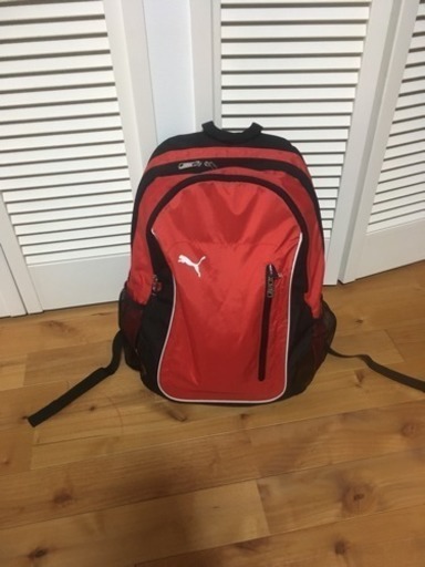 取引中・訳あり PUMA バックパック RED