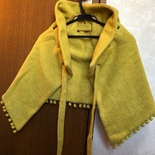 黄緑ポンチョの画像