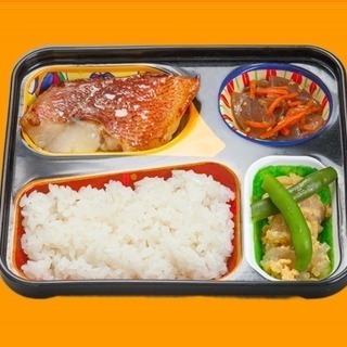 お弁当の盛り付け作業のお仕事です。の画像
