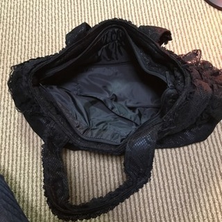 黒レースフリルバッグ   新品   お値下げしました！の画像